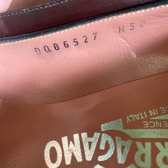 Vintage Salvatore Ferragamo leather kitten heels-size 7B - Picture 6 of 11